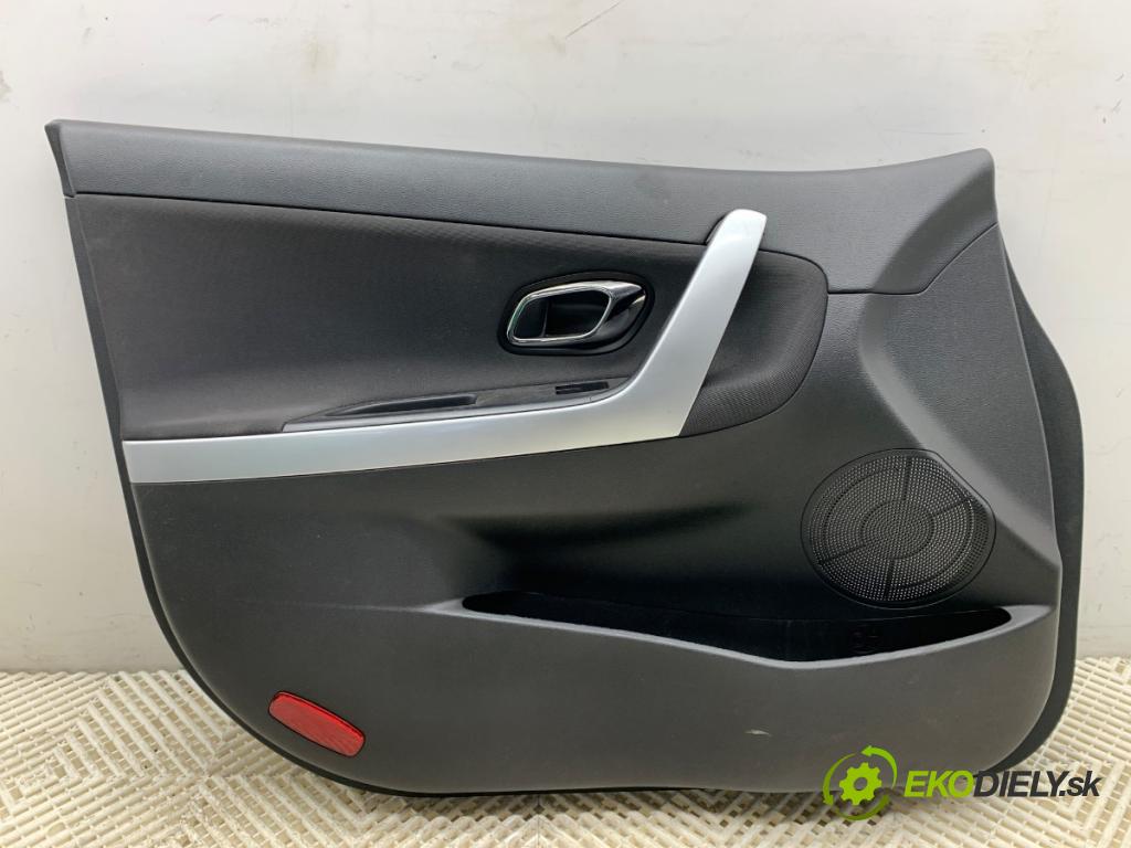 KIA CEED Kombi 2016 100 kW 1.6 CRDi 136 1582 čalúnenie Dvere ľavy predný 82330-A2000