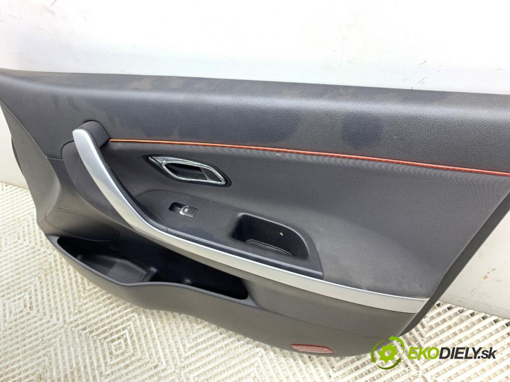 KIA CEED Kombi 2016 100 kW 1.6 CRDi 136 1582 ča dveře pravý přední část 82340-A2000