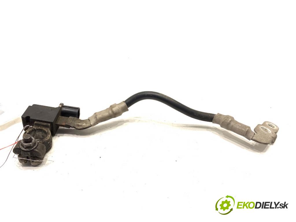 KIA CEED Kombi 2016 100 kW 1.6 CRDi 136 1582 svorka MINUS: 37180-A6510