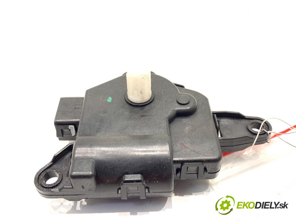 KIA CEED Kombi 2016 100 kW 1.6 CRDi 136 1582 motor topení D266-EB9AA01