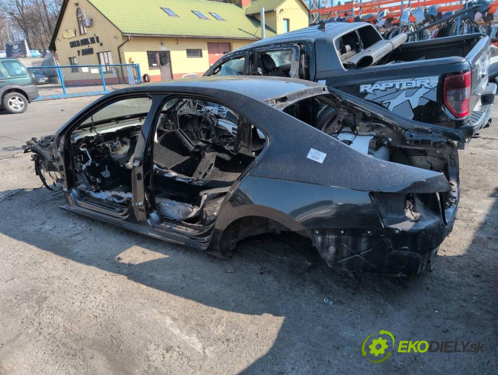 SKODA SUPERB III liftback 2018 110 kW 2.0 TDI 1968 karoséria ČTVRŤÁK: Blatník prah strecha PODŁUŻNICA