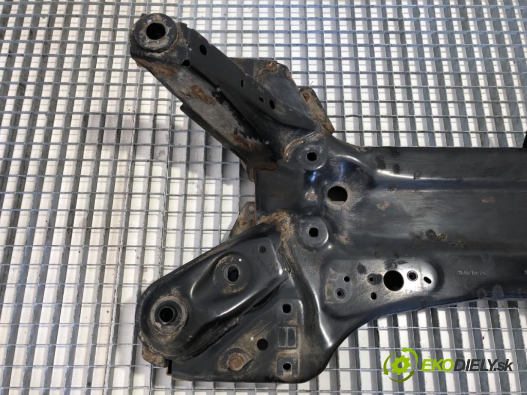 RENAULT MASTER III Skrzynia 2021 120 kW 2.3 dCi 165 FWD (FV0P, FV0U, FV11, FV12) 2298 výztuha pod motor 544010400R (Přední výztuha)