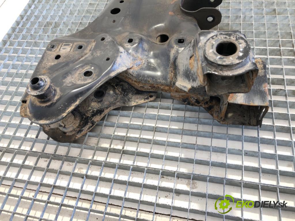 RENAULT MASTER III Skrzynia 2021 120 kW 2.3 dCi 165 FWD (FV0P, FV0U, FV11, FV12) 2298 výztuha pod motor 544010400R (Přední výztuha)