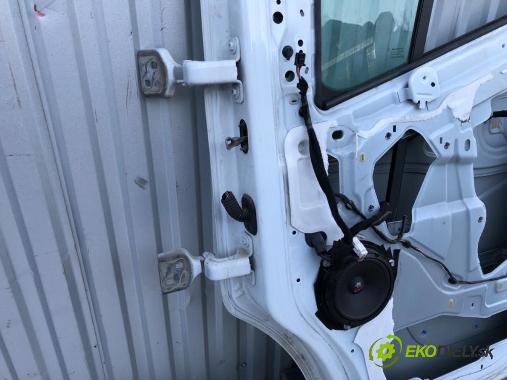 RENAULT MASTER III Skrzynia 2021 120 kW 2.3 dCi 165 FWD (FV0P, FV0U, FV11, FV12) 2298 dveře pravý přední část