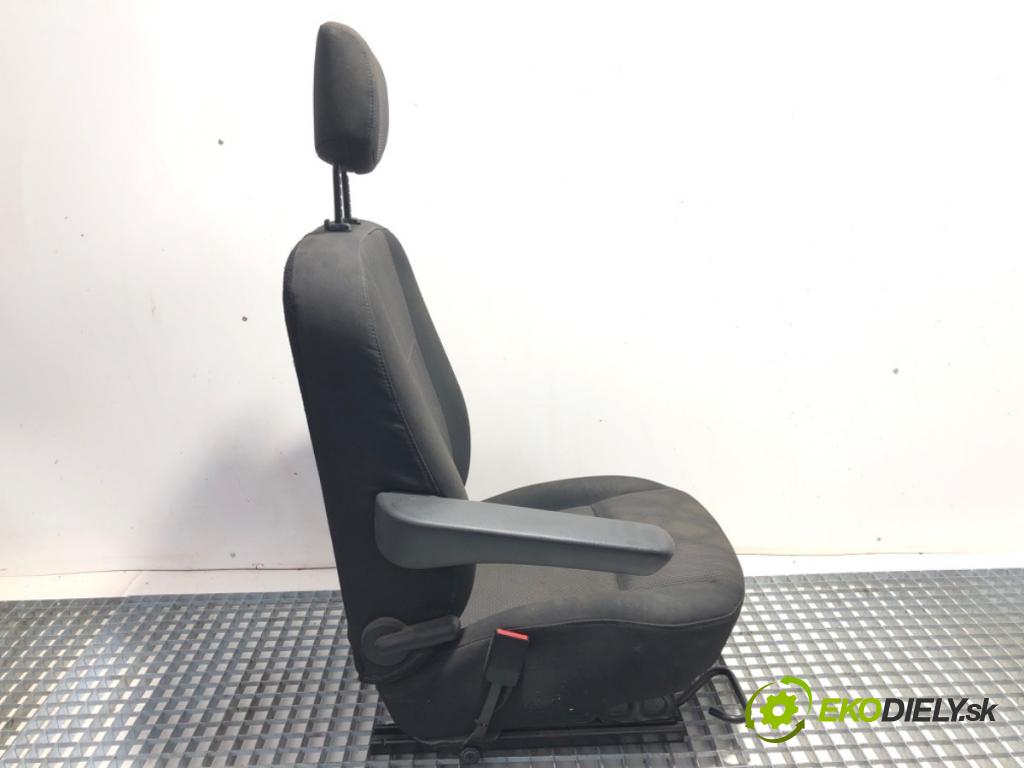 RENAULT MASTER III Skrzynia 2021 120 kW 2.3 dCi 165 FWD (FV0P, FV0U, FV11, FV12) 2298 Sedadlo ľavy predný