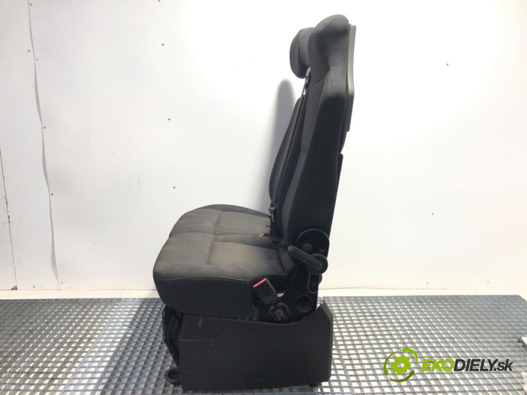 RENAULT MASTER III Skrzynia 2021 120 kW 2.3 dCi 165 FWD (FV0P, FV0U, FV11, FV12) 2298 Sedadlo pravy predný