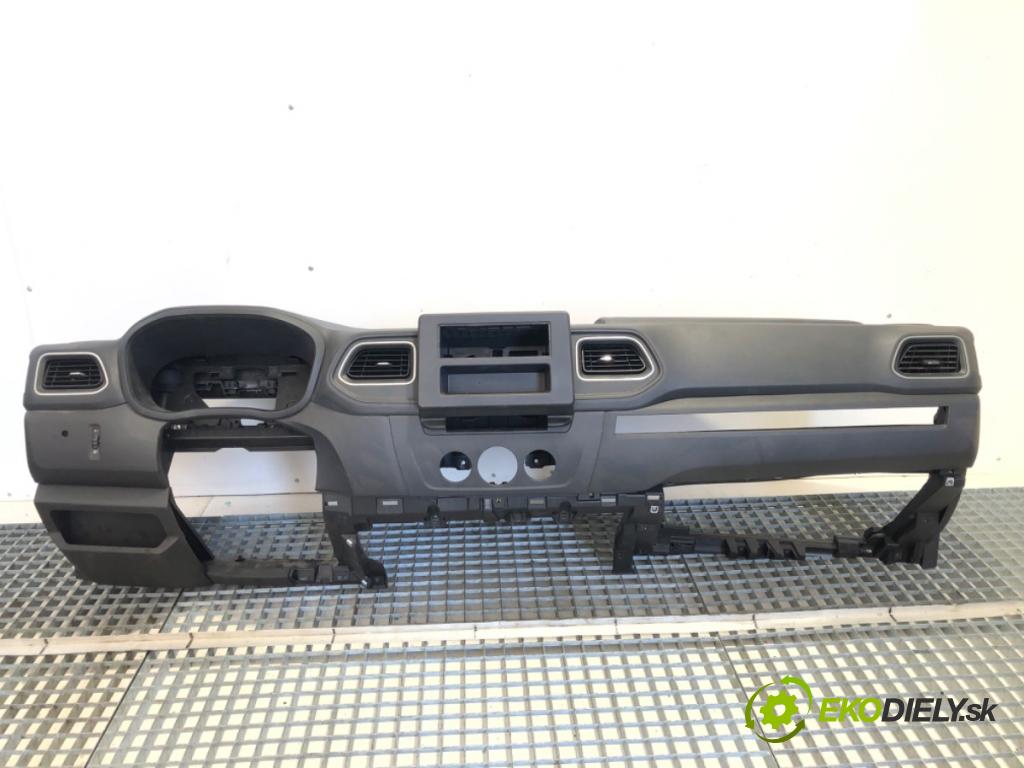 RENAULT MASTER III Skrzynia 2021 120 kW 2.3 dCi 165 FWD (FV0P, FV0U, FV11, FV12) 2298 Palubná doska  (Palubná doska)