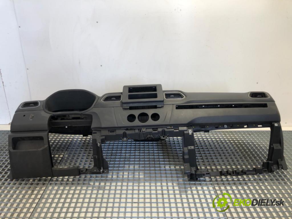 RENAULT MASTER III Skrzynia 2021 120 kW 2.3 dCi 165 FWD (FV0P, FV0U, FV11, FV12) 2298 Palubná doska  (Palubná doska)