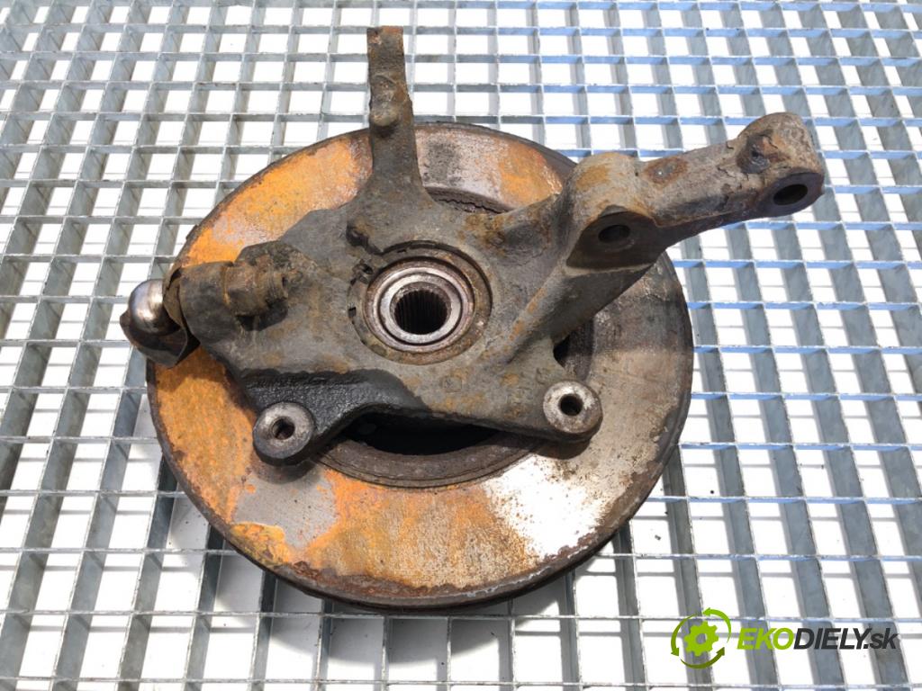 RENAULT TRAFIC II Autobus 2009 84 kW 2.0 dCi 115 1995 náboj ľavy predný