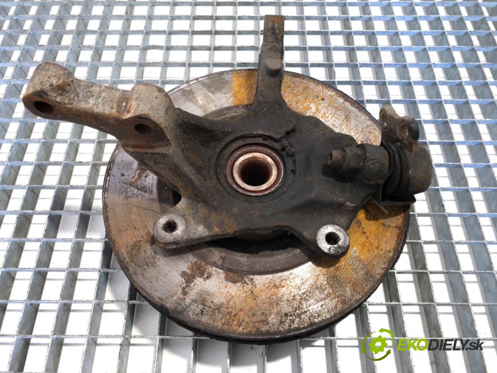 RENAULT TRAFIC II Autobus 2009 84 kW 2.0 dCi 115 1995 náboj pravy predný