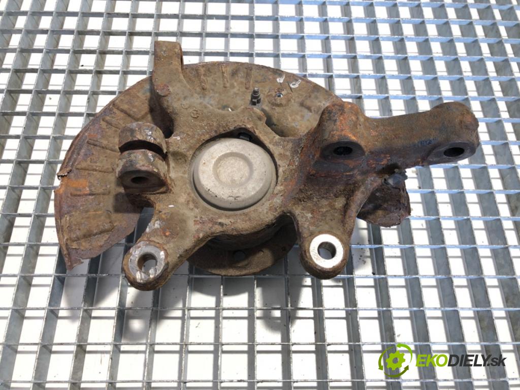 MERCEDES-BENZ W639 Skrzynia 2008 70 kW 109 CDI (639.601, 639.603, 639.605) 2148 náboj pravy predný