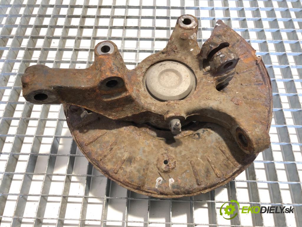 MERCEDES-BENZ W639 Skrzynia 2008 70 kW 109 CDI (639.601, 639.603, 639.605) 2148 náboj pravy predný