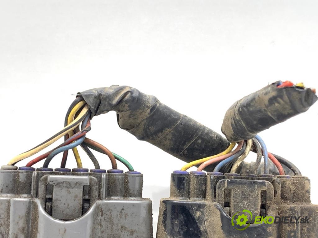 TOYOTA LAND CRUISER J12 samochód terenowy zamknięty 2006 127 kW 3.0 D-4D (KDJ120, KDJ125, KDJ121) 2982 Modul VSTREKOVAČE: 89871-20050