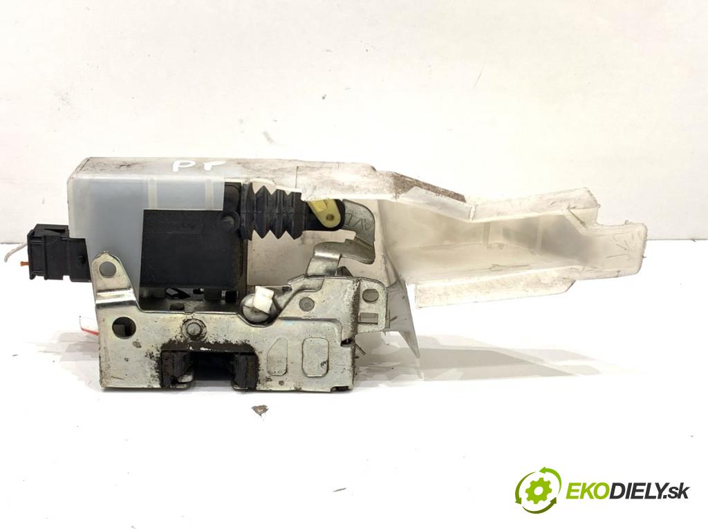 RENAULT THALIA II sedan 2011 55 kW 1.2 16V (LU2V) 1149 zámok dveře pravý přední část 805024379R