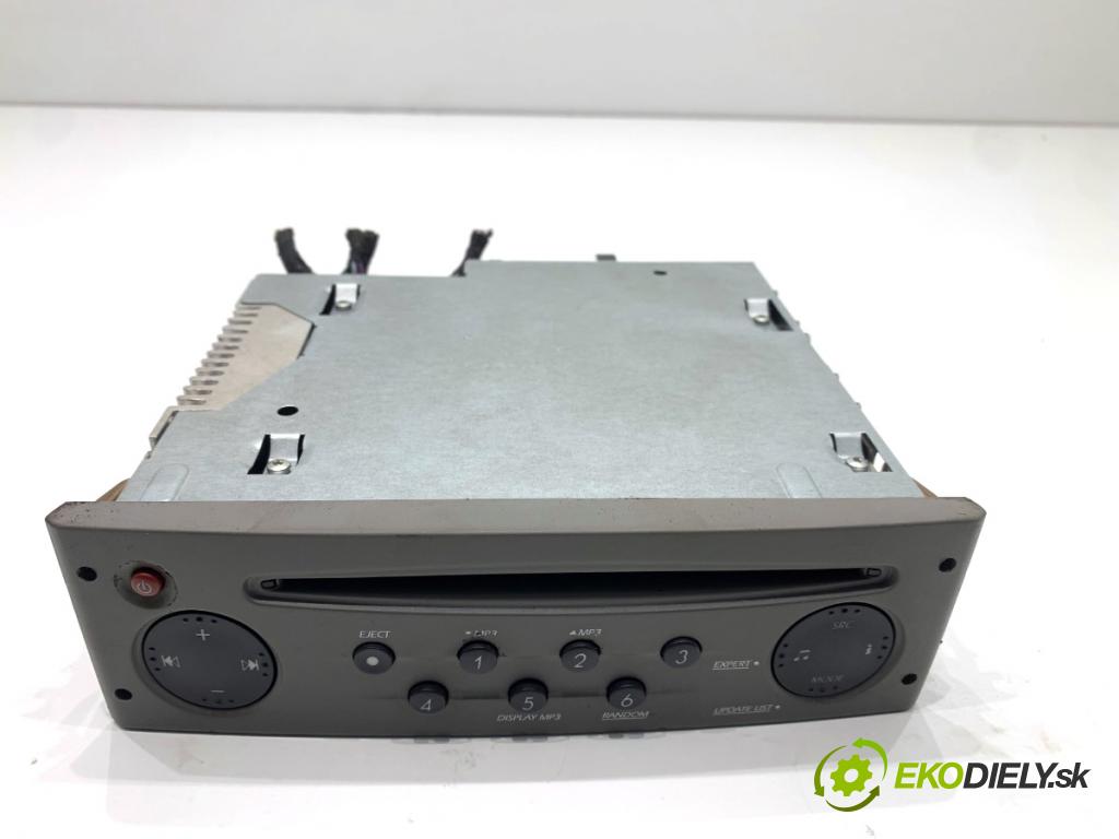 RENAULT THALIA II sedan 2011 55 kW 1.2 16V (LU2V) 1149 RADIO 8200791253 (Audio zariadenie)