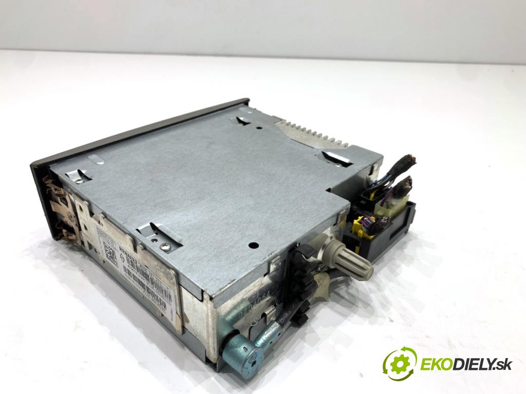 RENAULT THALIA II sedan 2011 55 kW 1.2 16V (LU2V) 1149 RADIO 8200791253 (Audio zariadenie)