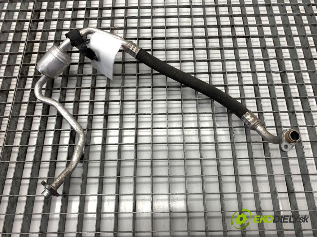 RENAULT THALIA II sedan 2011 55 kW 1.2 16V (LU2V) 1149 rúrka klimatizace 8200683628 (Trubka klimatizace)