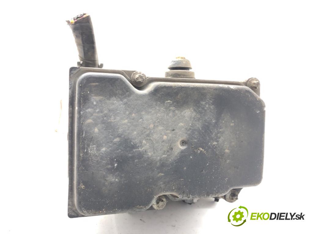 RENAULT THALIA II sedan 2011 55 kW 1.2 16V (LU2V) 1149 pumpa ABS 8200924578 (Pumpa ABS)