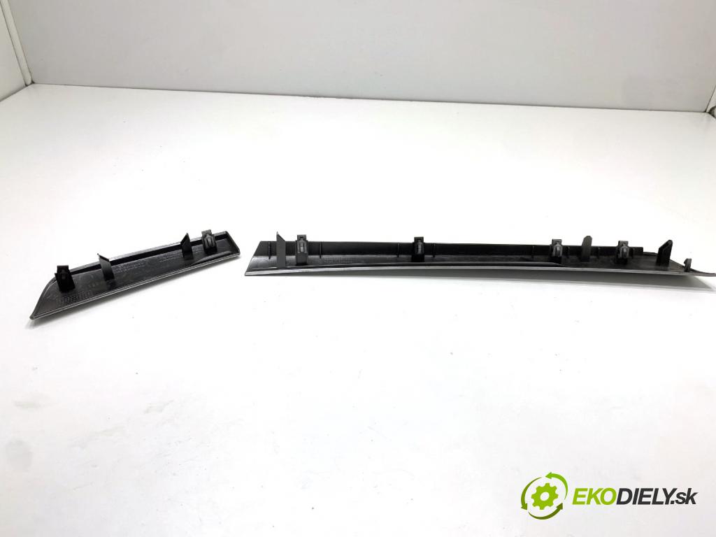 RENAULT THALIA II sedan 2011 55 kW 1.2 16V (LU2V) 1149 lišty kryt 8200697735 (Lišta)