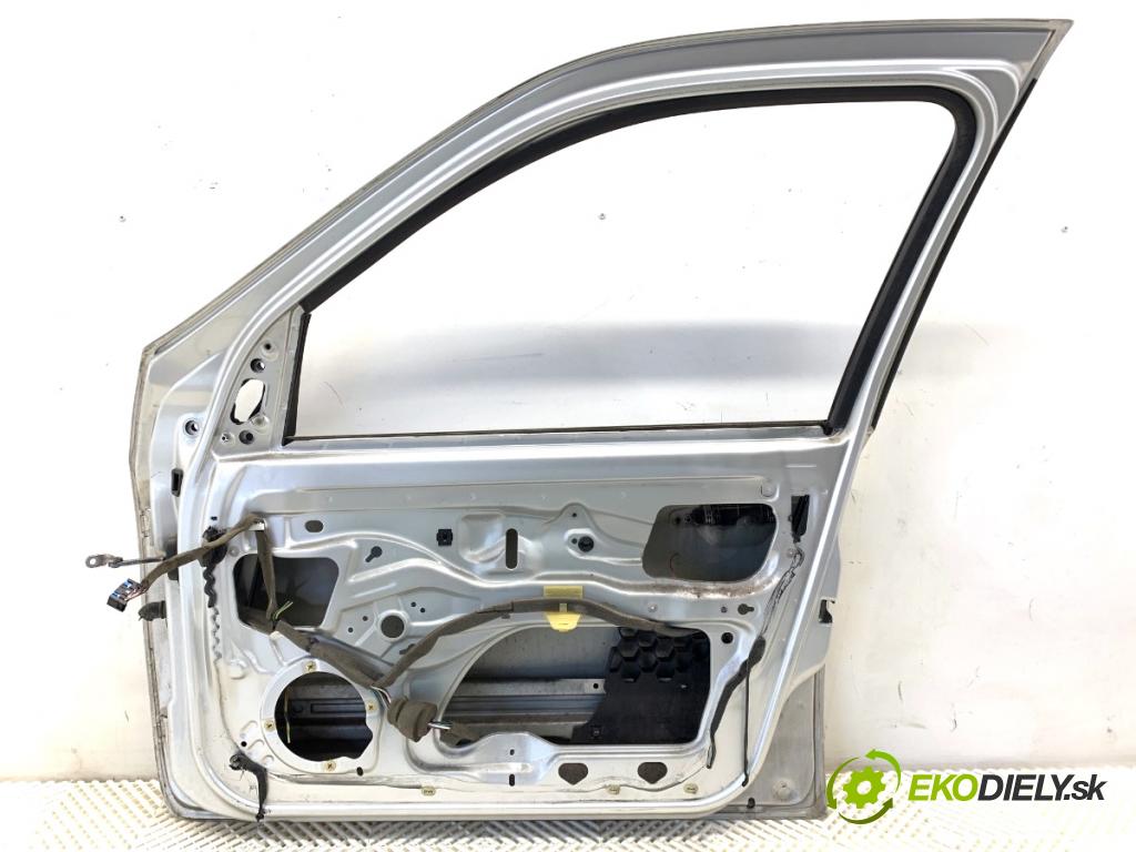 RENAULT THALIA II sedan 2011 55 kW 1.2 16V (LU2V) 1149 dveře pravý přední část