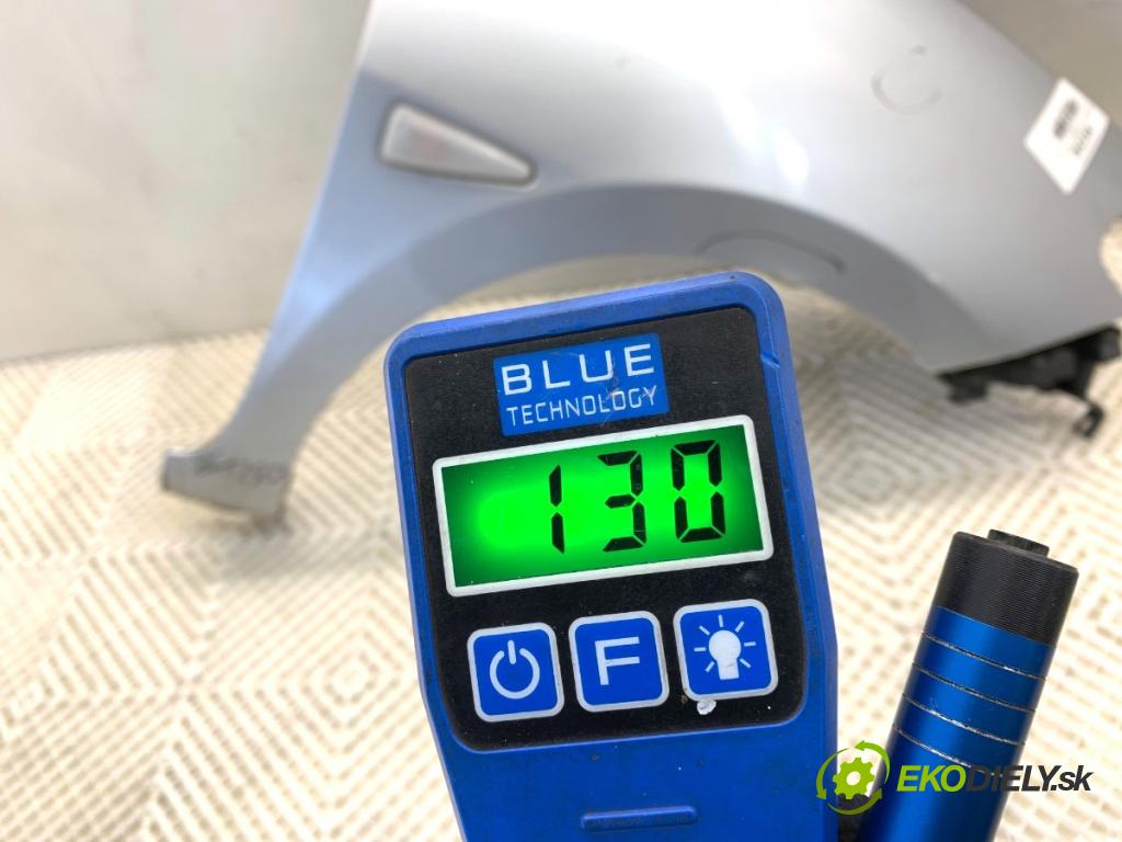 RENAULT THALIA II sedan 2011 55 kW 1.2 16V (LU2V) 1149 blatník pravý přední část