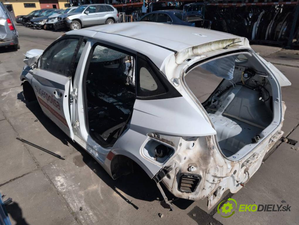 HYUNDAI i20 III liftback 2020 62 kW 1.2 1197 KAROSERIA ČTVRŤÁK blatník práh střecha PODŁUŻNICA