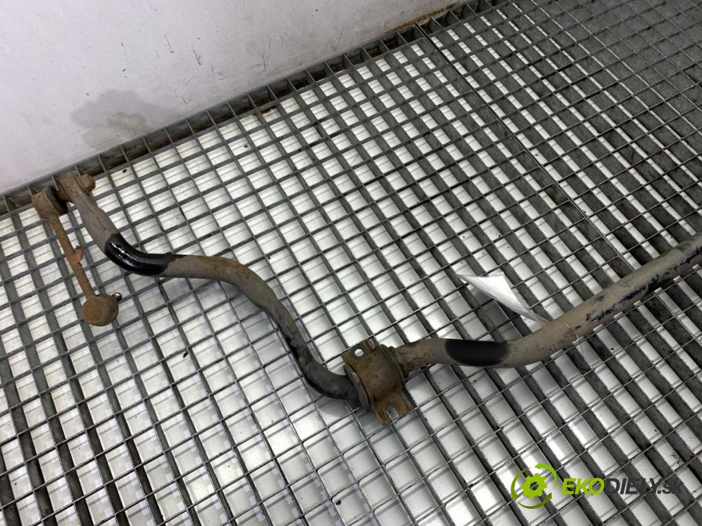 TOYOTA LAND CRUISER J12 samochód terenowy zamknięty 2006 127 kW 3.0 D-4D (KDJ120, KDJ125, KDJ121) 2982 Tyč stabilizátora predný  (Stabilizátor predný)