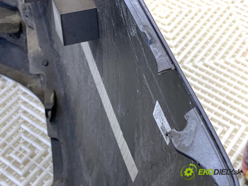 LEXUS IS sedan 2019 133 kW 300h (AVE30_) 2494 Nárazník zad (Kľučka dverí ostatné)