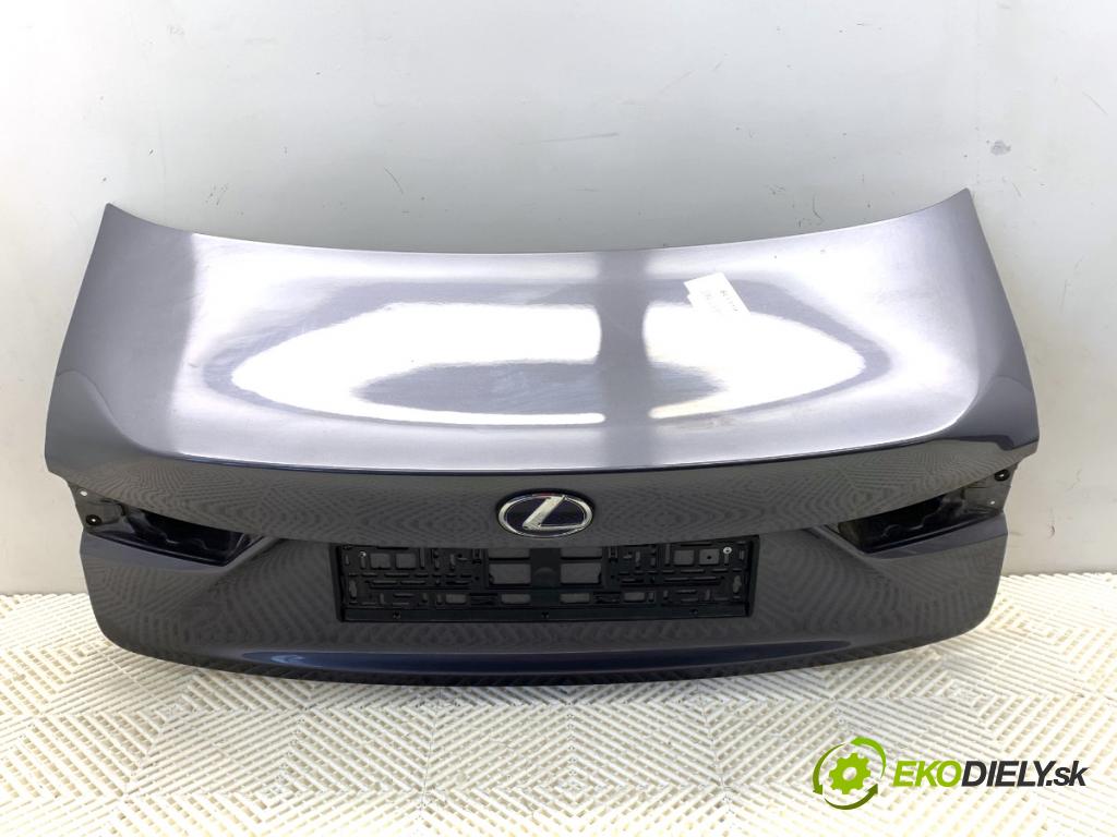 LEXUS IS sedan 2019 133 kW 300h (AVE30_) 2494 kapota zadní část 