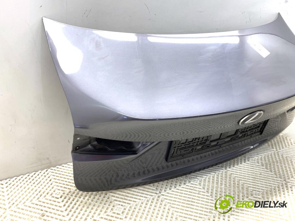 LEXUS IS sedan 2019 133 kW 300h (AVE30_) 2494 kapota zad