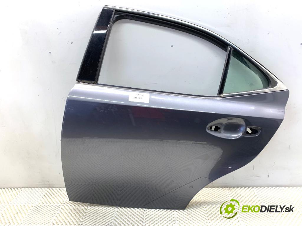 LEXUS IS sedan 2019 133 kW 300h (AVE30_) 2494 dveře levý zadní část 