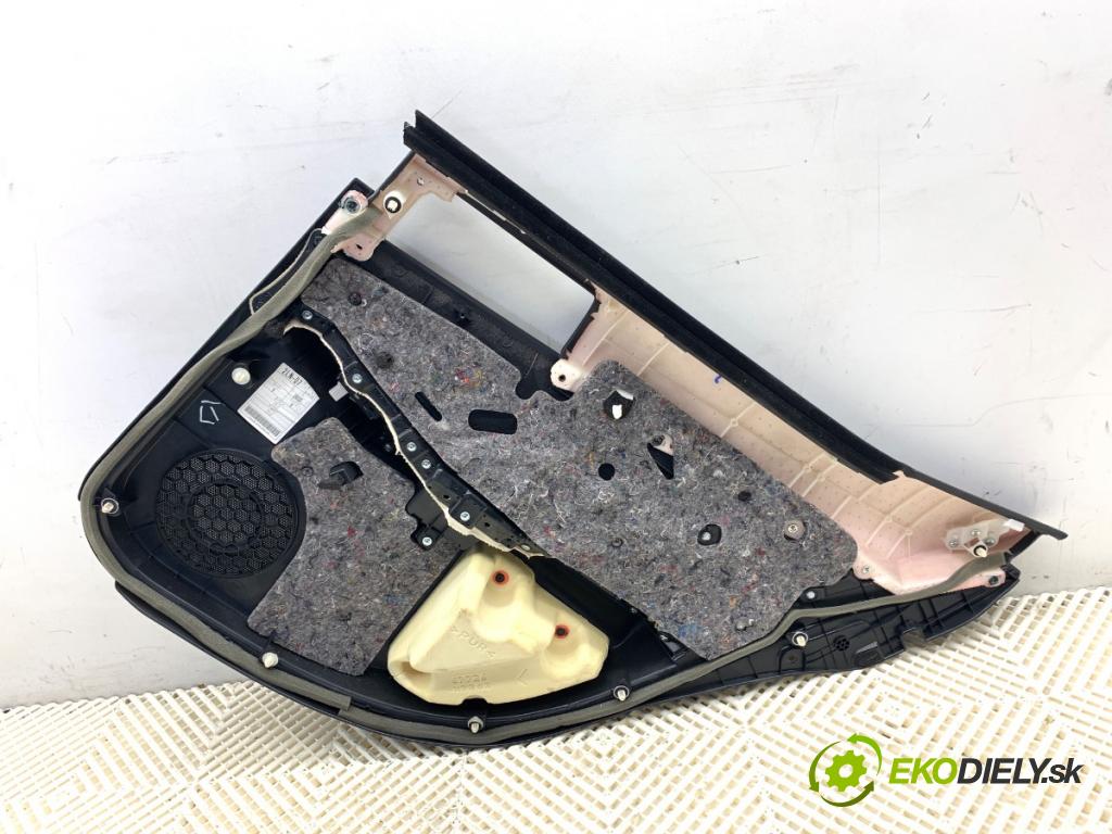 LEXUS IS sedan 2019 133 kW 300h (AVE30_) 2494 ča dveře levý zadní část