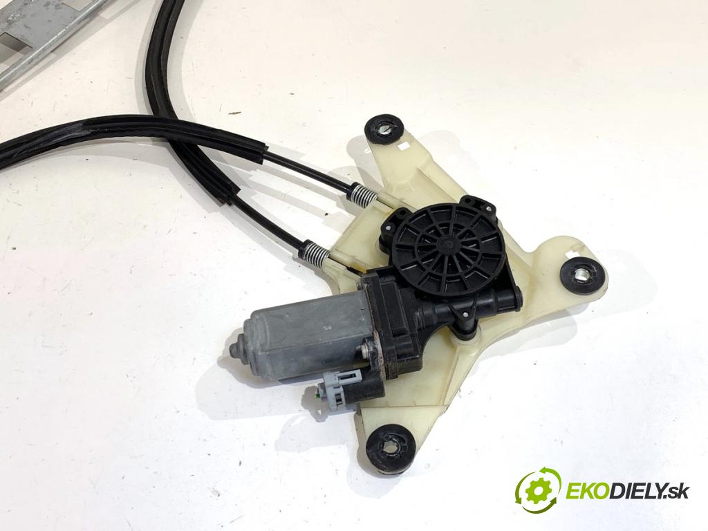 RENAULT MASTER III Skrzynia 2021 120 kW 2.3 dCi 165 FWD (FV0P, FV0U, FV11, FV12) 2298 Mechanizmus okna pravy predný 128001031