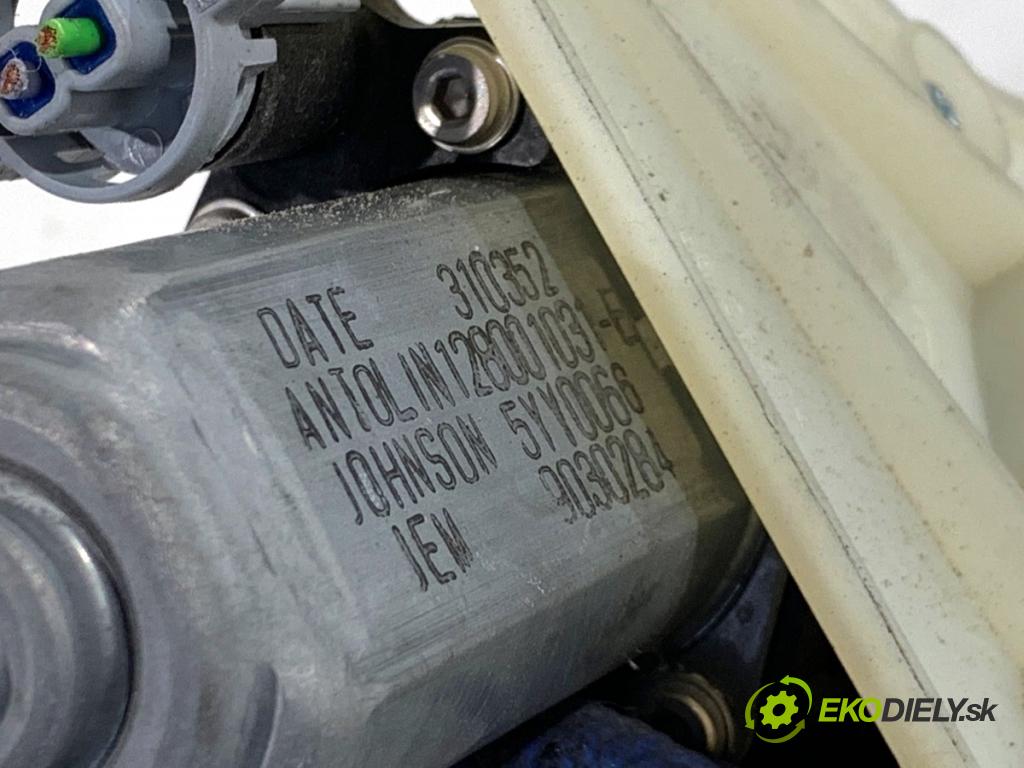 RENAULT MASTER III Skrzynia 2021 120 kW 2.3 dCi 165 FWD (FV0P, FV0U, FV11, FV12) 2298 Mechanizmus okna pravy predný 128001031