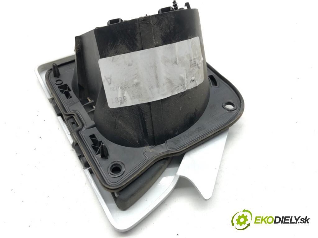 RENAULT MASTER III Skrzynia 2021 120 kW 2.3 dCi 165 FWD (FV0P, FV0U, FV11, FV12) 2298 dvířka nádrže SCR 765M65718R