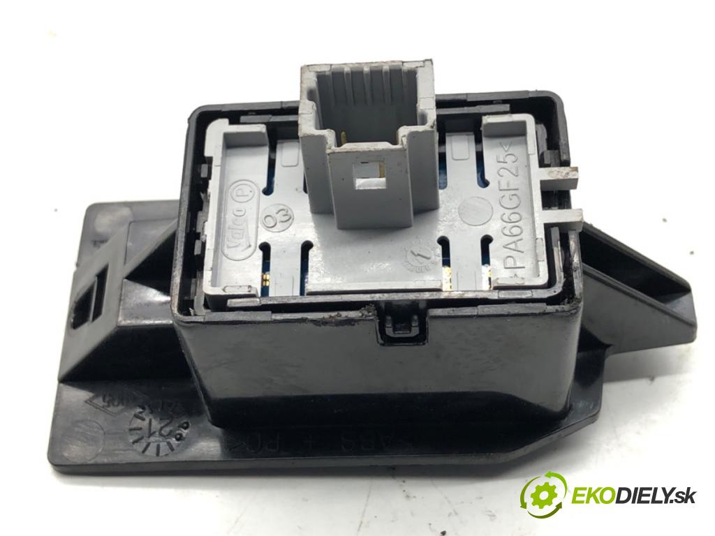 RENAULT MASTER III Skrzynia 2021 120 kW 2.3 dCi 165 FWD (FV0P, FV0U, FV11, FV12) 2298 přepínač tempomatu