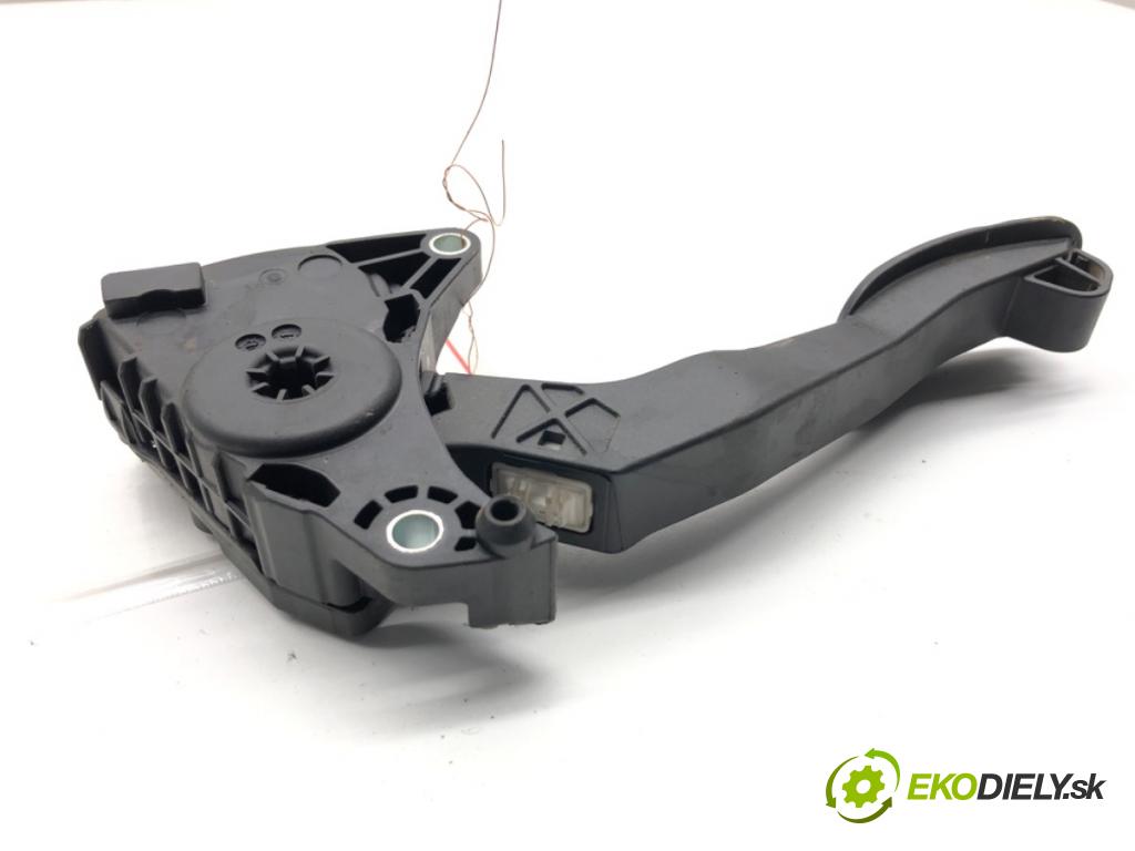 RENAULT MASTER III Skrzynia 2021 120 kW 2.3 dCi 165 FWD (FV0P, FV0U, FV11, FV12) 2298 Potenciometer plynu 180101626R (Potenciometer plynového pedálu)