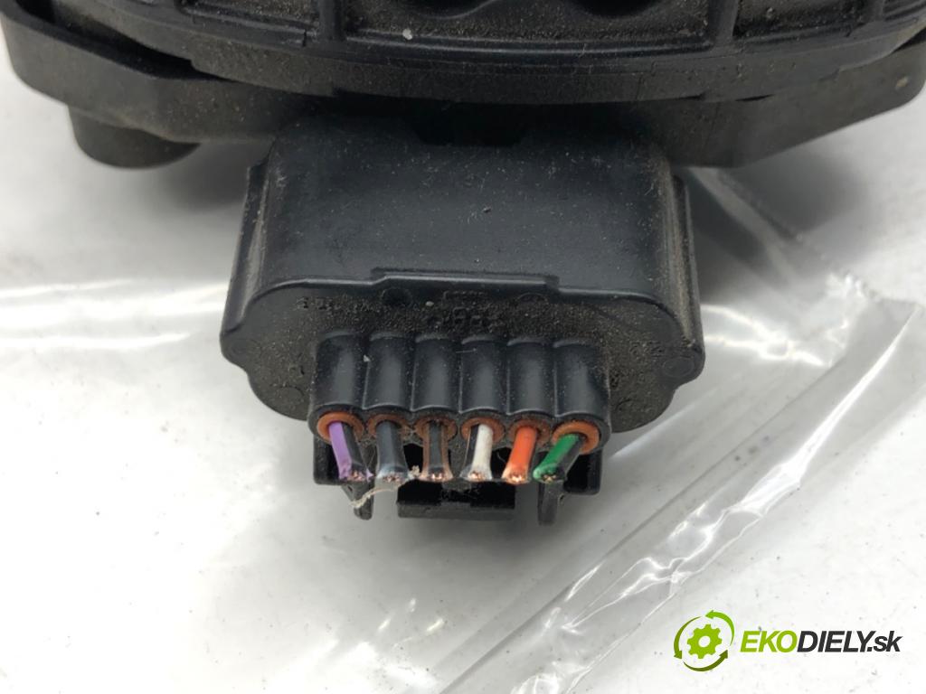 RENAULT MASTER III Skrzynia 2021 120 kW 2.3 dCi 165 FWD (FV0P, FV0U, FV11, FV12) 2298 Potenciometer plynu 180101626R (Potenciometer plynového pedálu)