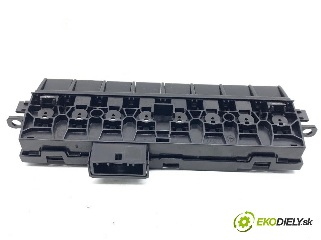 RENAULT MASTER III Skrzynia 2021 120 kW 2.3 dCi 165 FWD (FV0P, FV0U, FV11, FV12) 2298 Panel přepínačů 283E81404R (Páčky pod volantem)