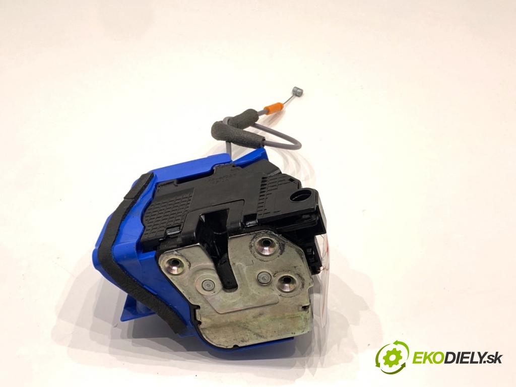 HYUNDAI i20 III liftback 2020 62 kW 1.2 1197 zámok Dvere ľavy predný 81310-Q0000