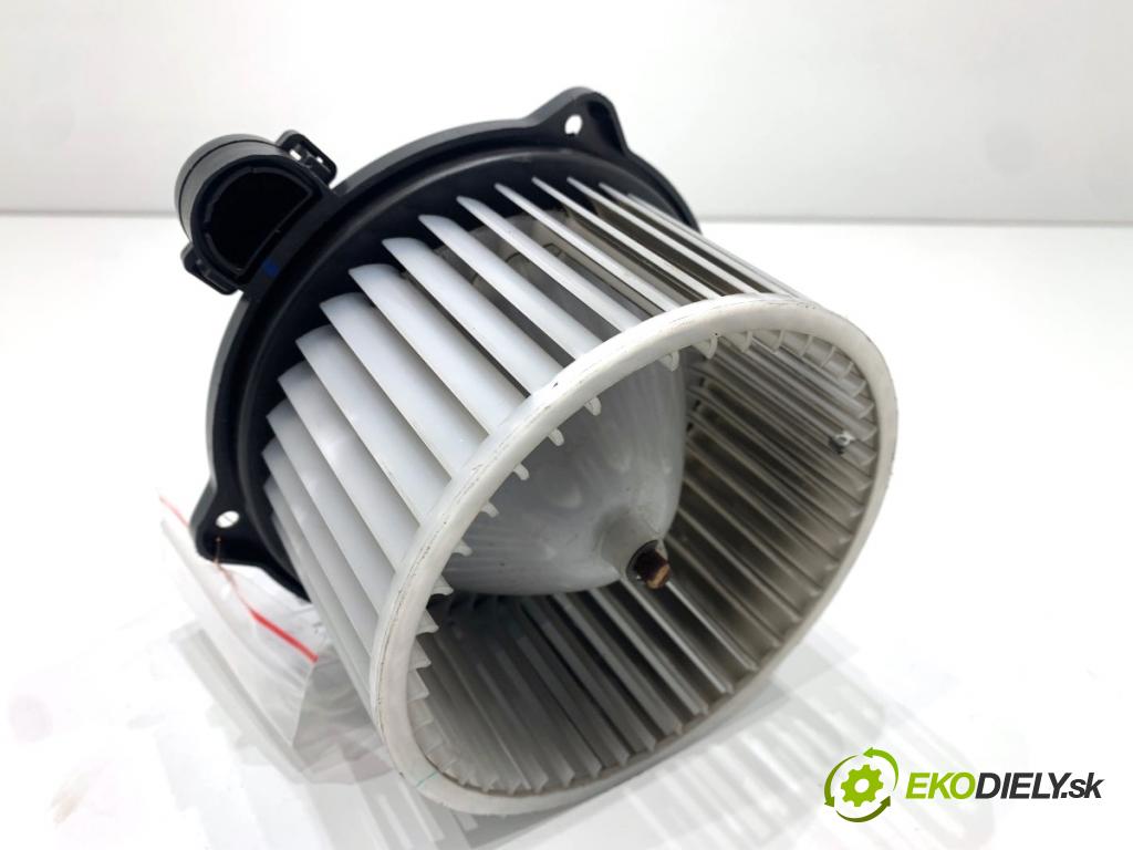 HYUNDAI i20 III liftback 2020 62 kW 1.2 1197 topení EB1D1KUGAA02