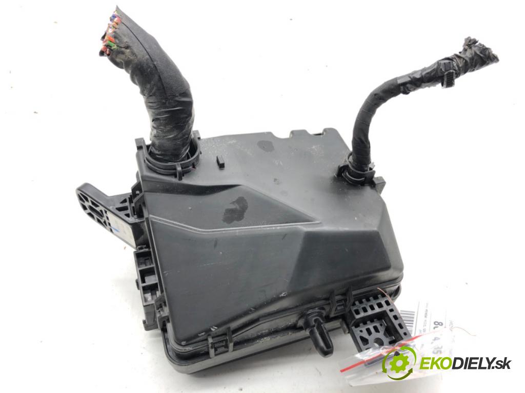 HYUNDAI i20 III liftback 2020 62 kW 1.2 1197 skříňka poistková 91956-Q0000 (Pojistková skříňka)