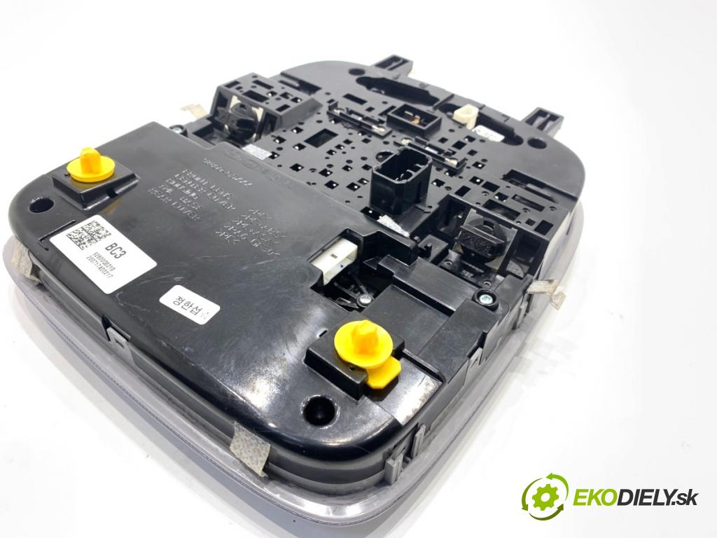 HYUNDAI i20 III liftback 2020 62 kW 1.2 1197 světlo stropní 92800Q0210