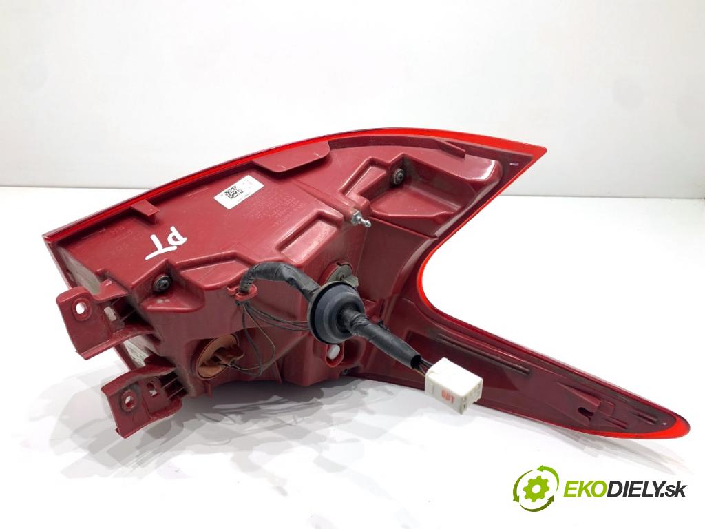 HYUNDAI i20 III liftback 2020 62 kW 1.2 1197 světlo pravý zadní část 92402-Q0000