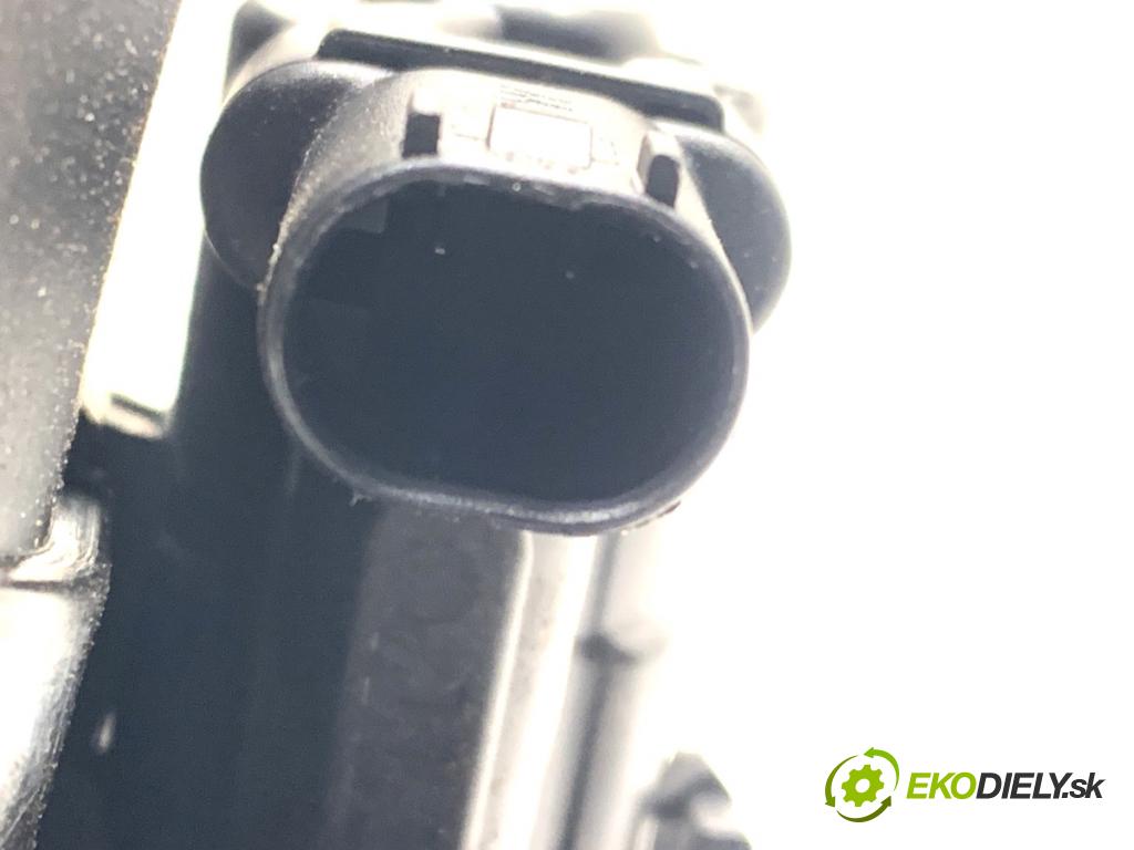 HYUNDAI i20 III liftback 2020 62 kW 1.2 1197 dvířka nádrže paliva  (Klika dveří ostatní)