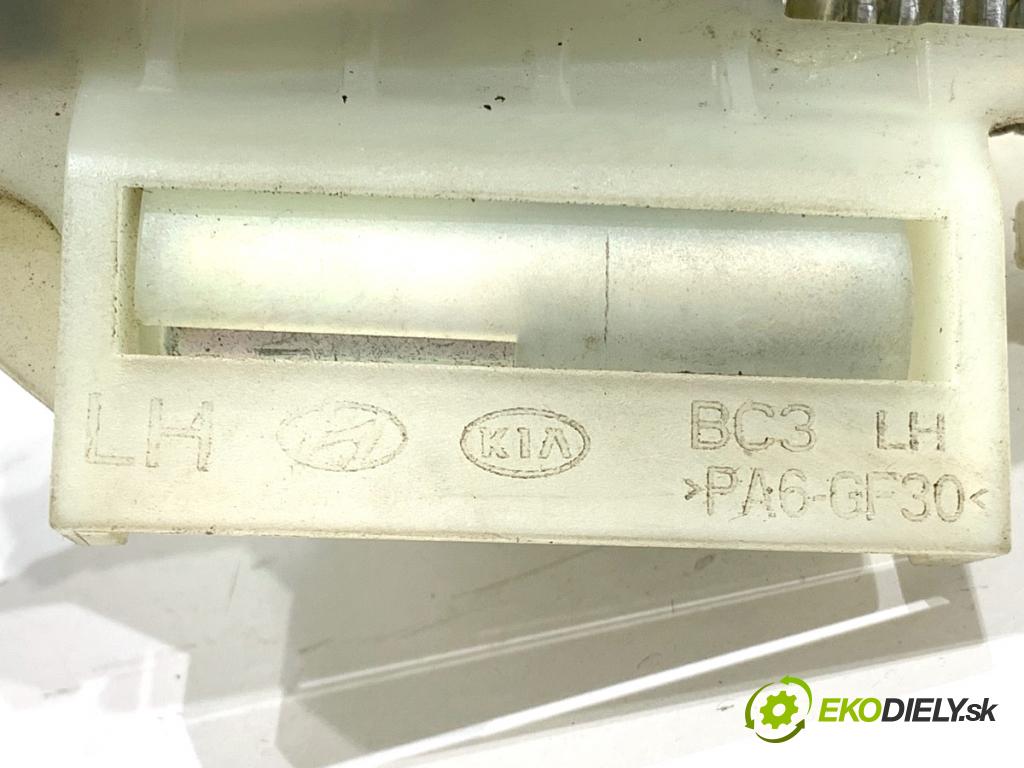 HYUNDAI i20 III liftback 2020 62 kW 1.2 1197 Kľučka vonkajšia ľavy predný