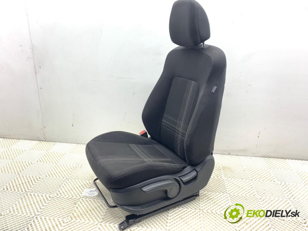 HYUNDAI i20 III liftback 2020 62 kW 1.2 1197 Sedadlo ľavy predný