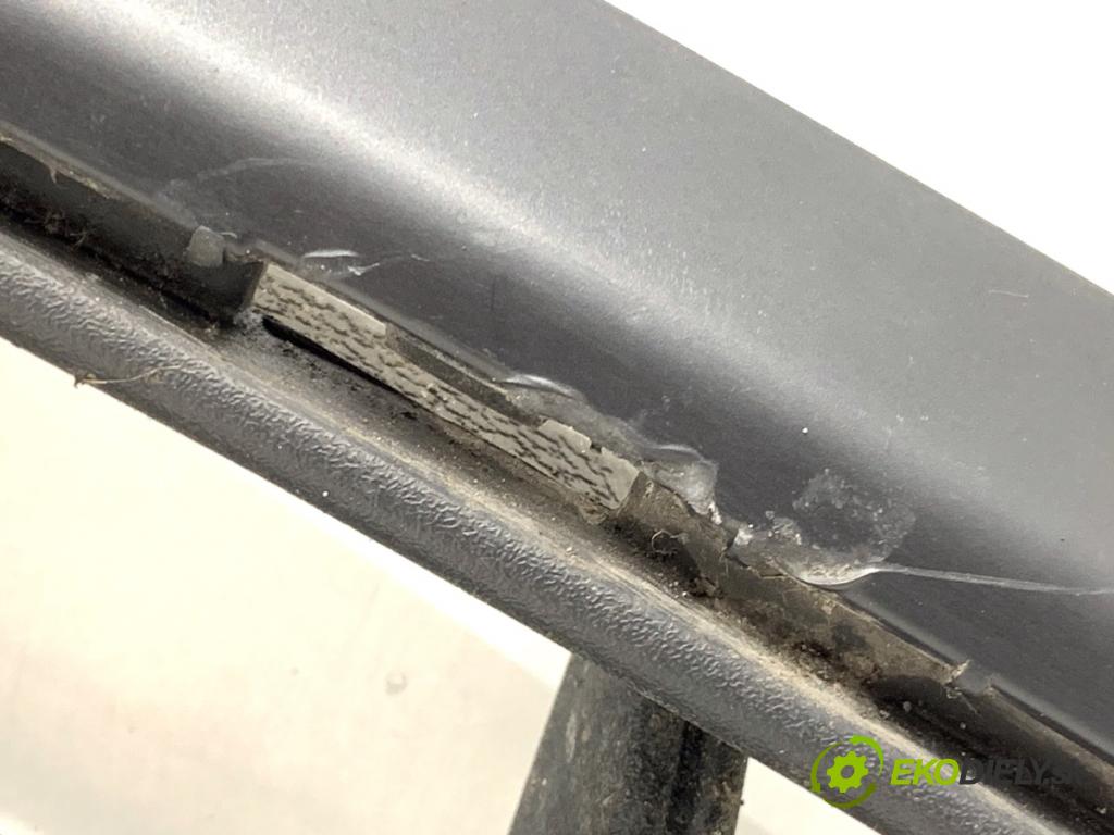 HYUNDAI i20 III liftback 2020 62 kW 1.2 1197 Mriežky nárazníka pravy predný 86534-Q0000