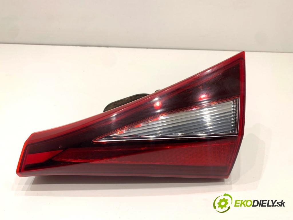 HYUNDAI i20 III liftback 2020 62 kW 1.2 1197 světlo zadní část pravá vnitřní 92404-Q0000 (Klika dveří ostatní)