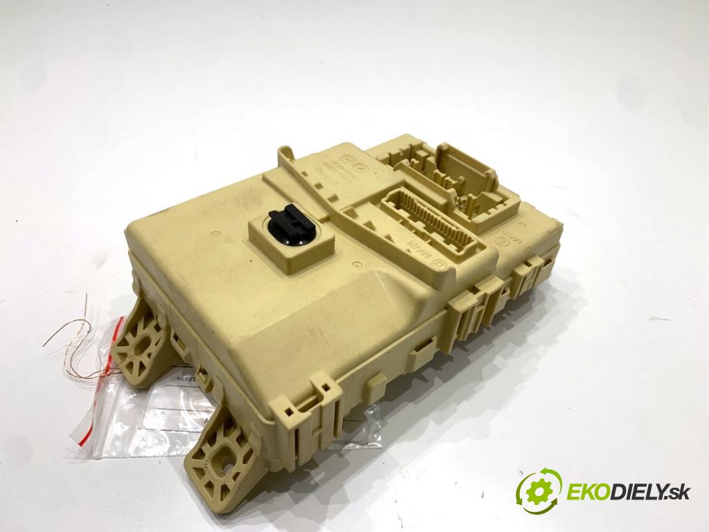 HYUNDAI i20 III liftback 2020 62 kW 1.2 1197 skříňka poistková 919D5-T7010 (Pojistková skříňka)